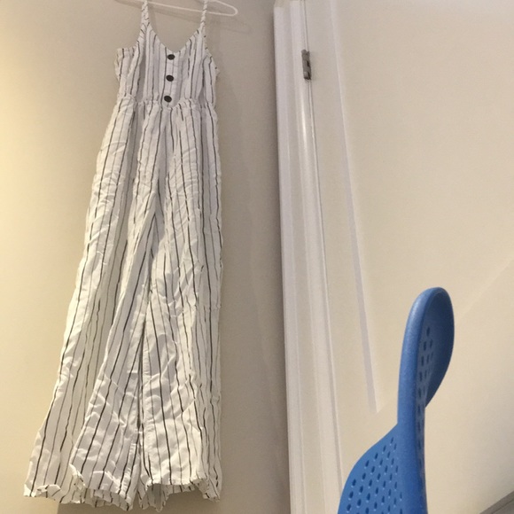 H&M jumpsuit - Picture 3 of 5